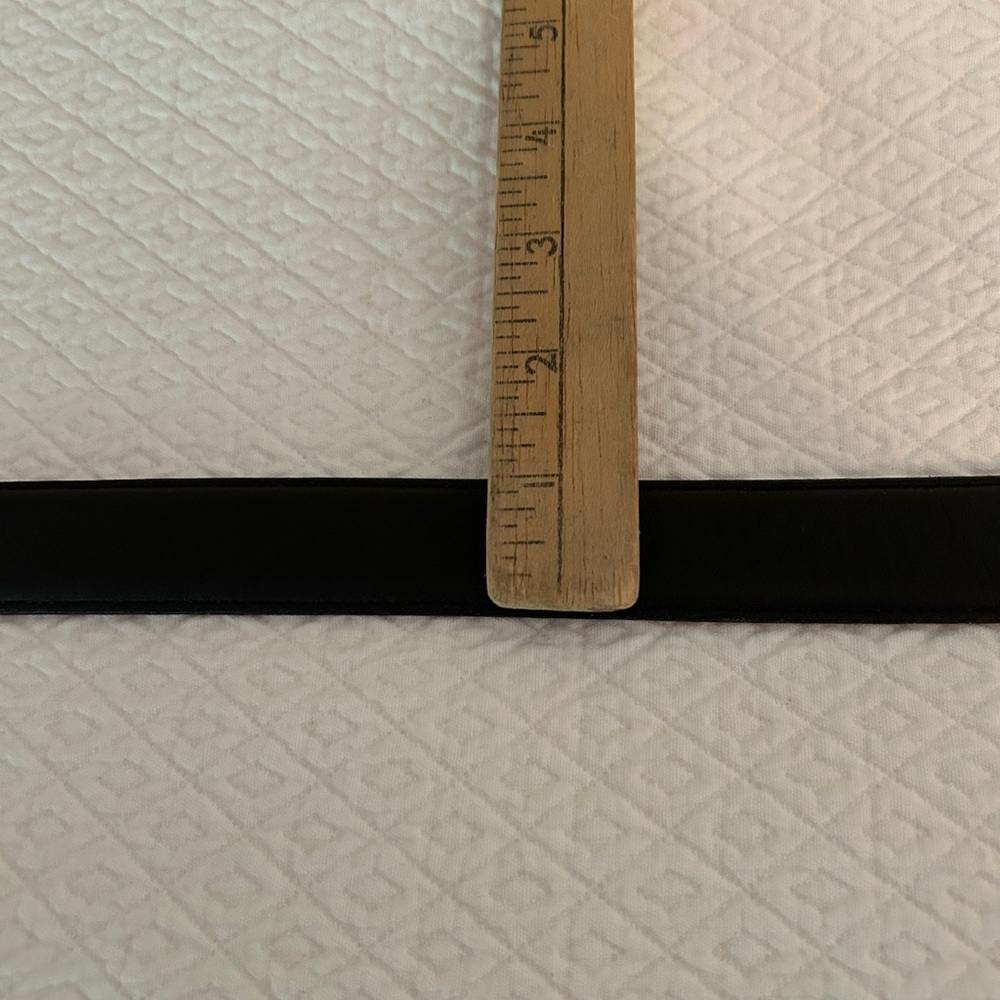Coach Black and Tan Leather Belt 34 inches - Picture 4 of 6